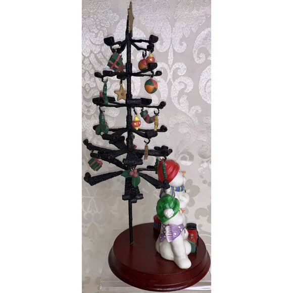 Snowmen w/ Metal Tree w/ Wood Base & Ornaments Christmas Holiday Living 11 Inch - Picture 7 of 12